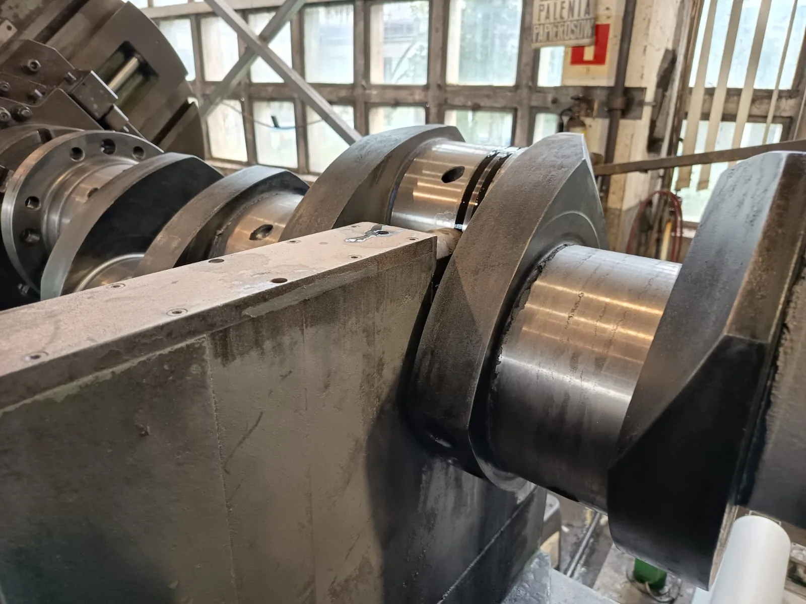 Szlifowanie wałów korbowych 5