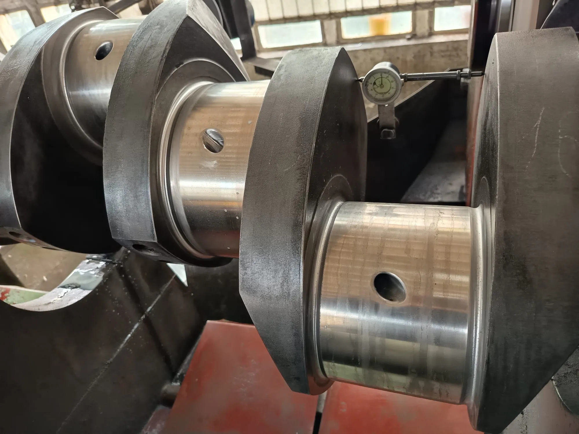 Szlifowanie wałów korbowych 7